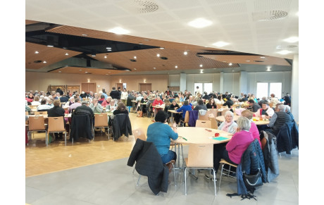 400 personnes au Loto de la Pétanque Parthenaisienne